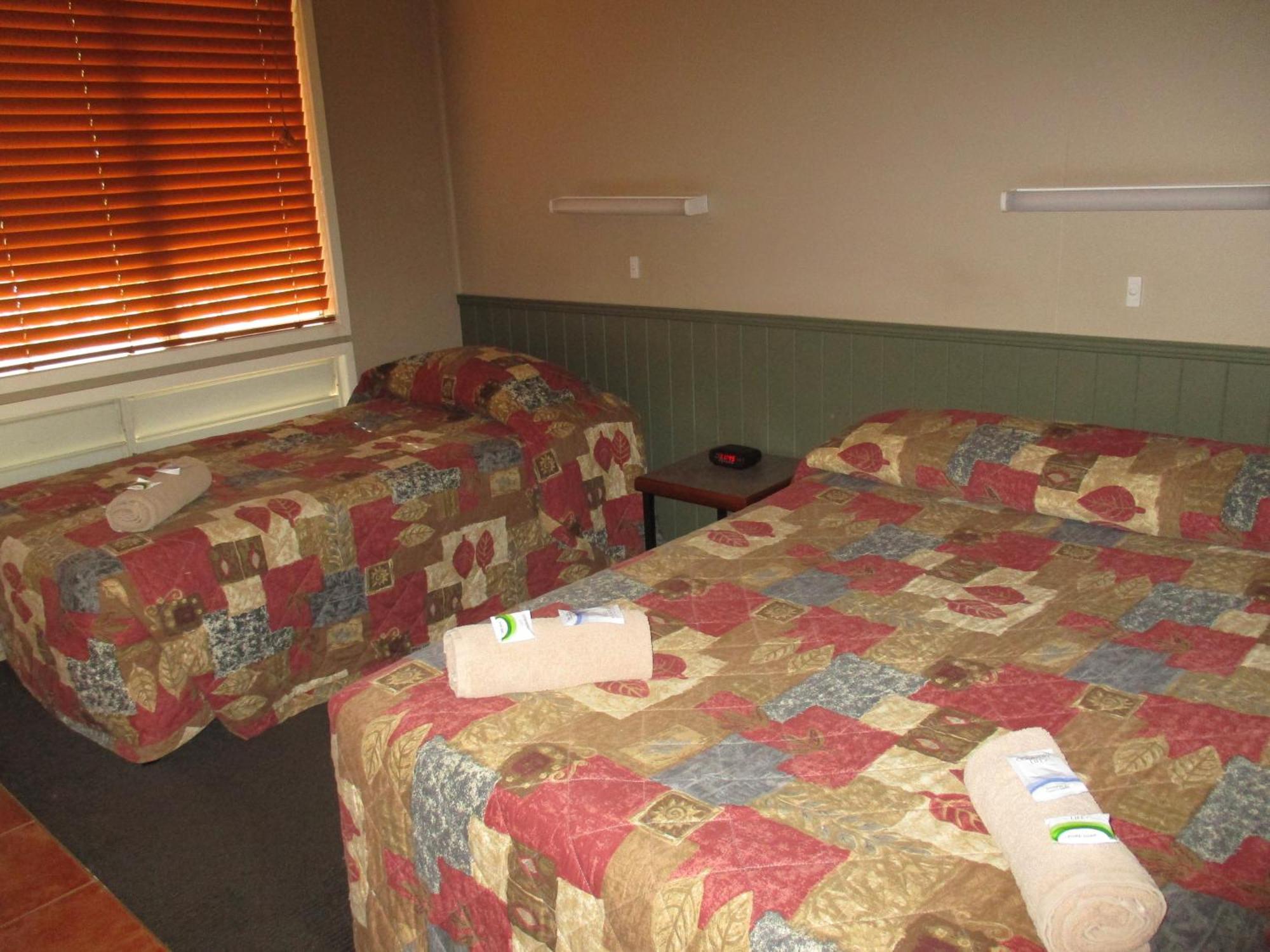 Barcaldine Country Motor Inn Exterior photo