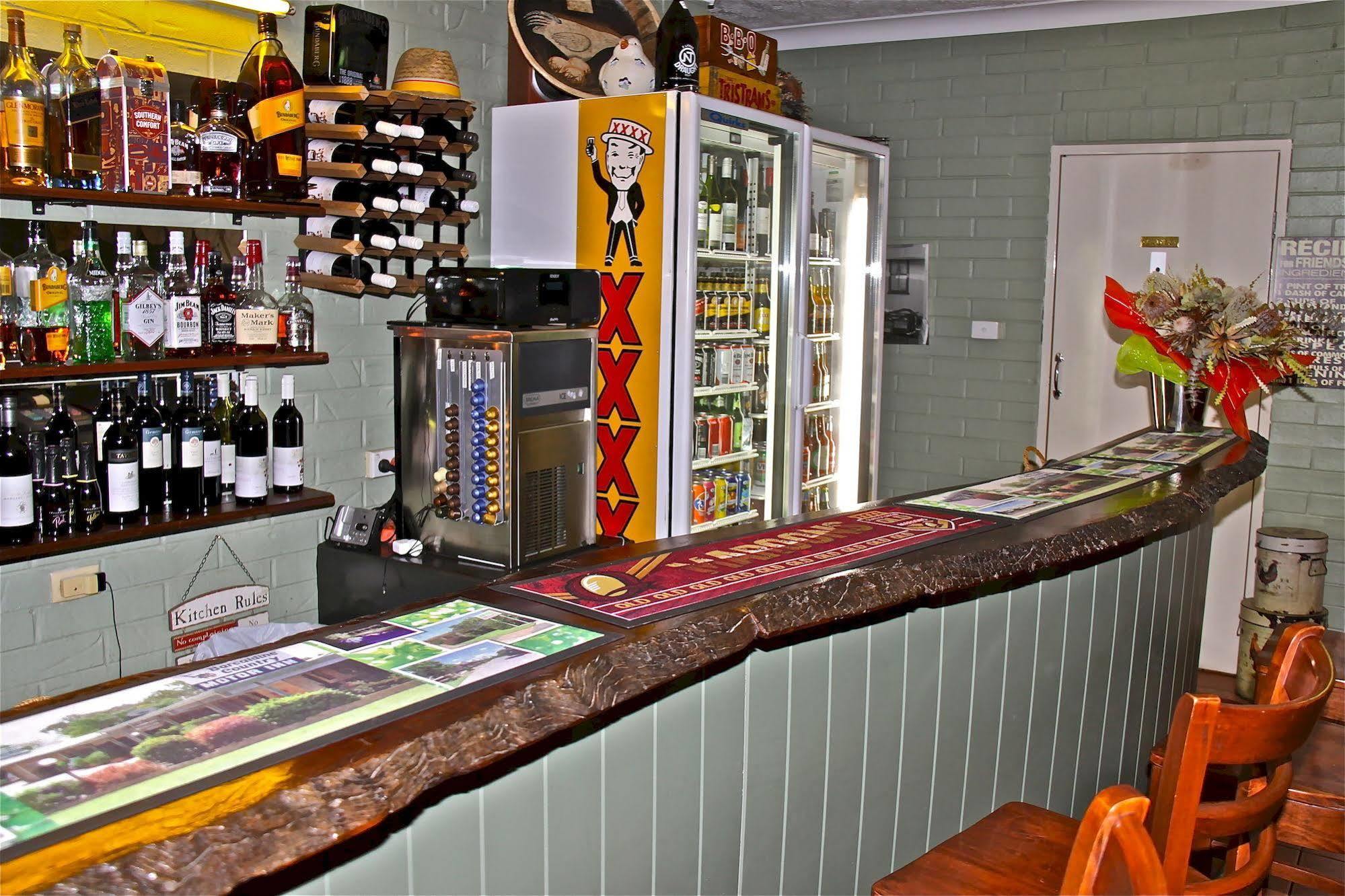 Barcaldine Country Motor Inn Exterior photo