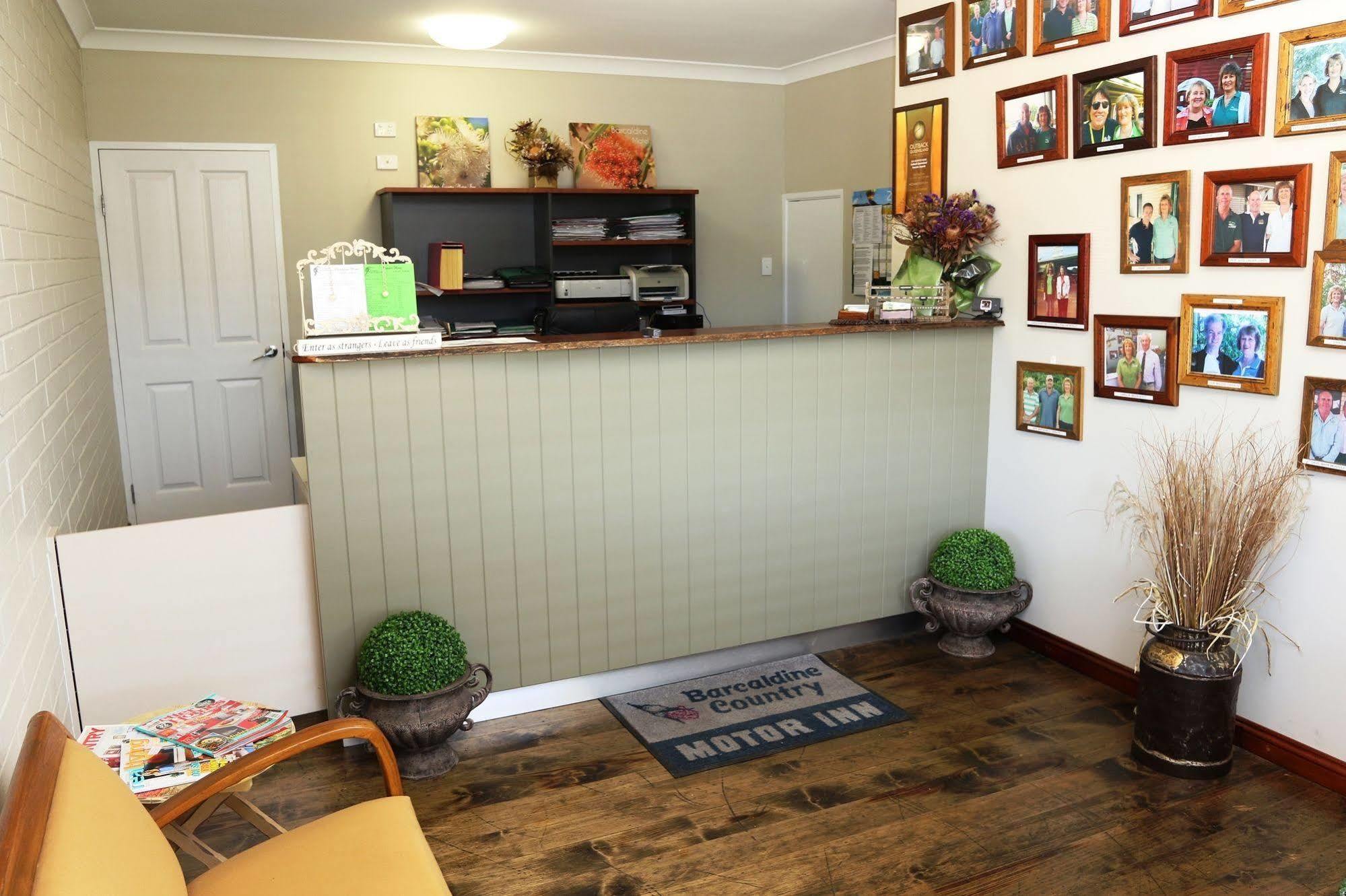 Barcaldine Country Motor Inn Exterior photo